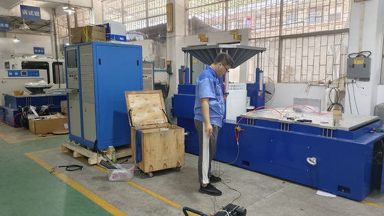 Buen precio Agitador de vibración electrodinámica de 70 kN para pruebas de baterías en línea